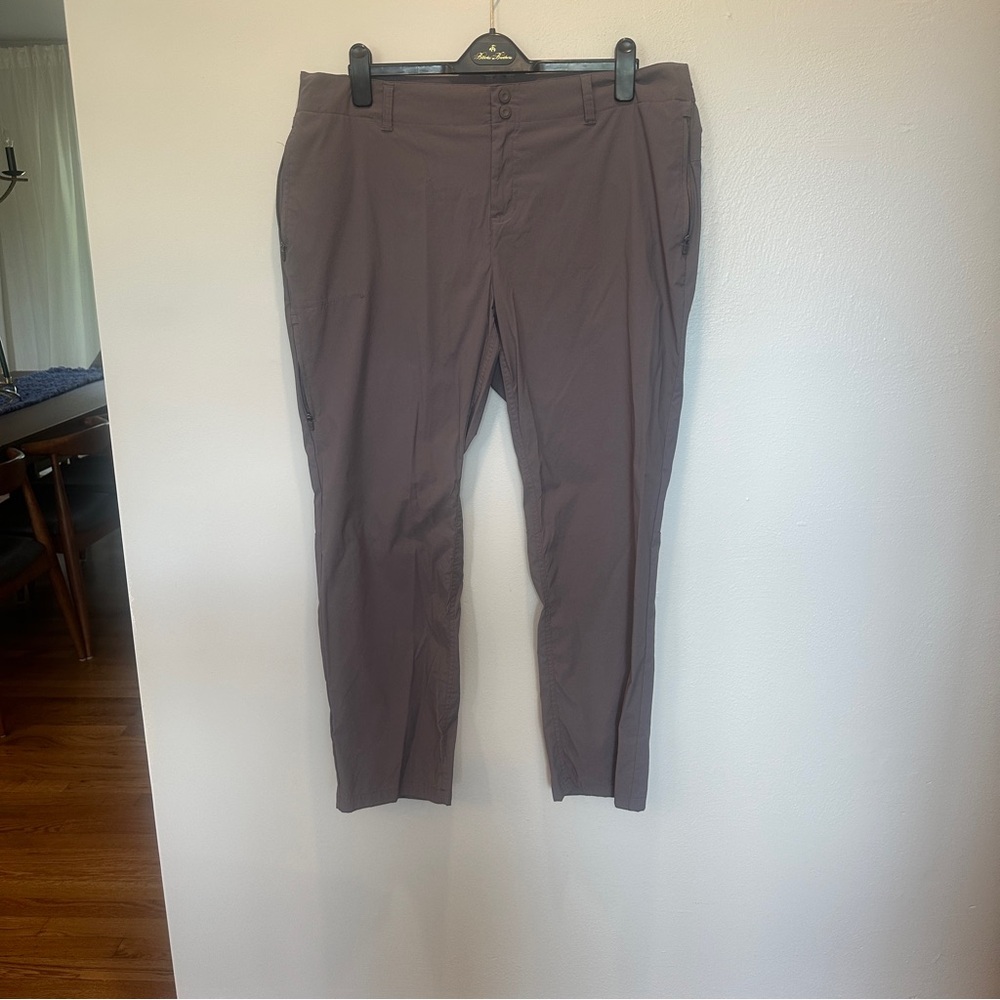 ZeroXposur Men's Brownish Stretch Chinos